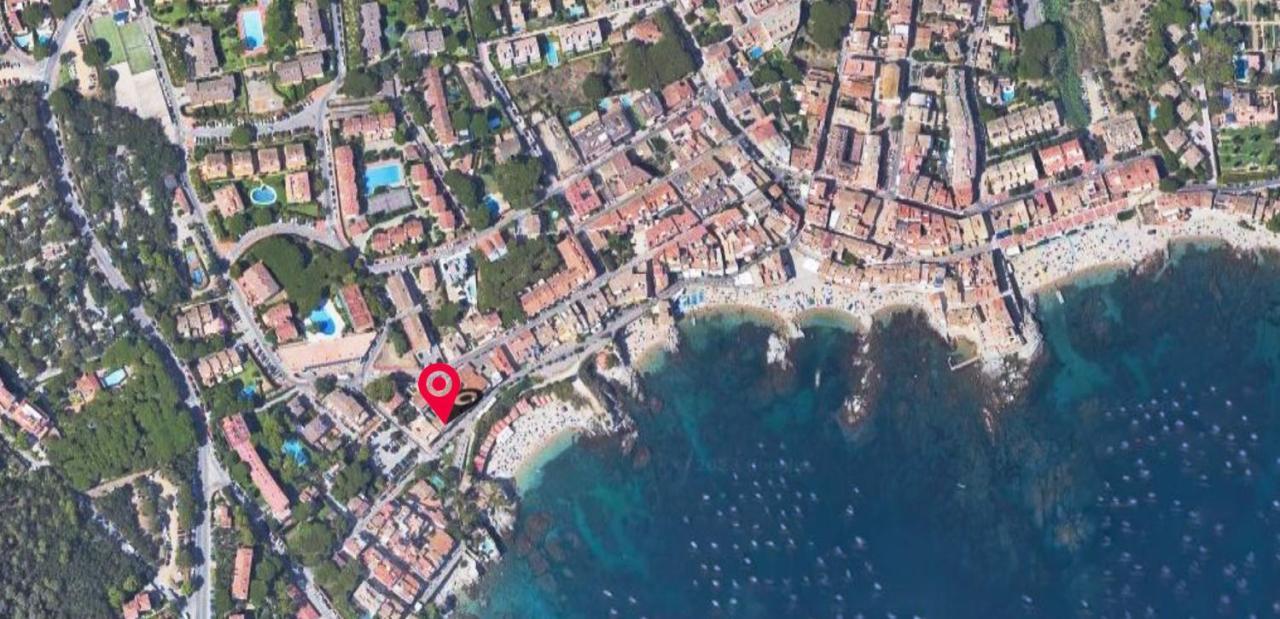 Precioso Apartamento Reformado En 1Ra Linea De Mar Sin Vistas Calella De Palafrugell Luaran gambar